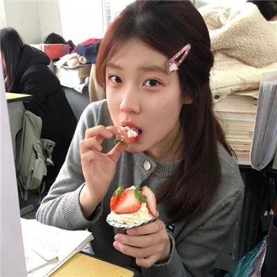 新：举头望明月